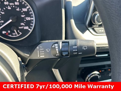 Used 2023 Nissan Rogue S image 25