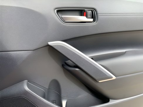 New 2025 Toyota Corolla Cross XLE image 19