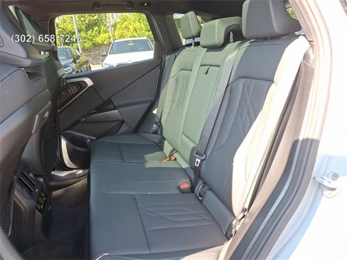 Used 2025 BMW X3 M50 image 9