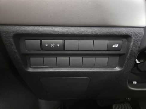 New 2025 Mitsubishi Outlander SE image 30