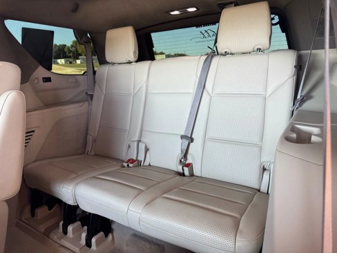 Used 2021 Cadillac Escalade Sport Platinum image 18