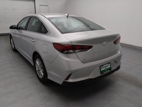 Used 2018 Hyundai Sonata SE image 5