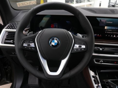 New 2026 BMW X5 xDrive50e image 14