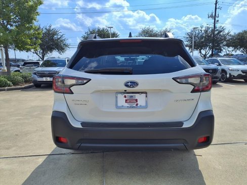 Certified 2025 Subaru Outback Premium image 14