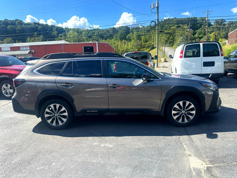 Used 2024 Subaru Outback Limited image 4