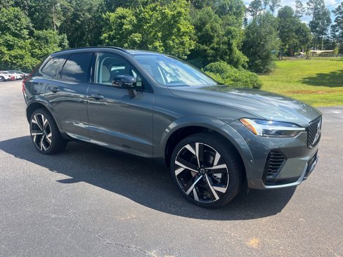 New 2026 Volvo XC60 T8 Ultra image 9