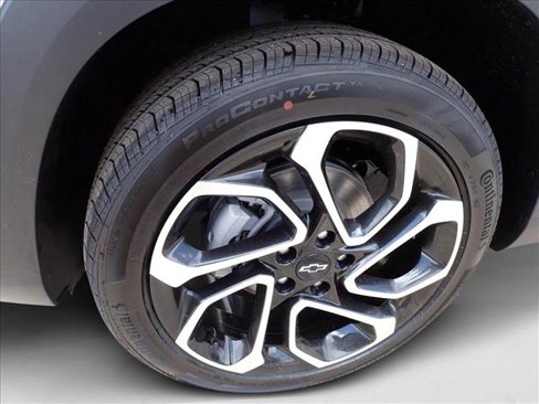 New 2025 Chevrolet Trax RS w/ Driver Confidence Package image 7