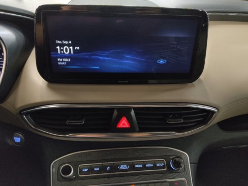 Used 2023 Hyundai Santa Fe SEL image 25