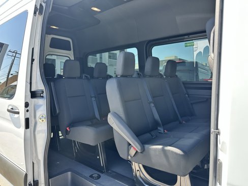 Used 2024 Mercedes-Benz Sprinter 2500 image 16