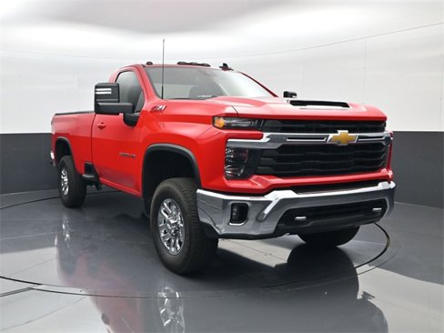 Used 2024 Chevrolet Silverado 3500 LT w/ Convenience Package image 3