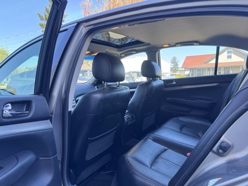 Used 2012 INFINITI G37 x image 15