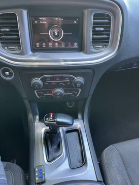 Used 2019 Dodge Charger SXT image 11