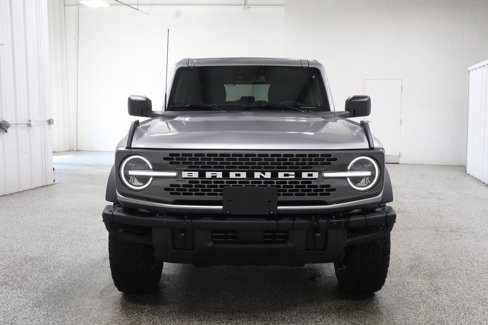 Used 2024 Ford Bronco Badlands image 3
