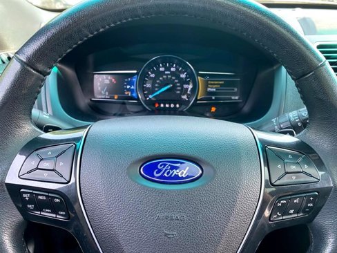 Used 2016 Ford Explorer Limited w/ Equipment Group 303A image 18