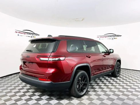 New 2025 Jeep Grand Cherokee L Altitude image 8