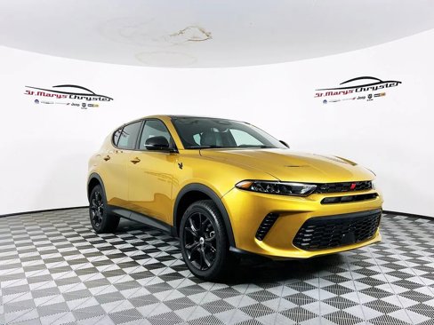 New 2024 Dodge Hornet GT w/ GT Blacktop Package image 1