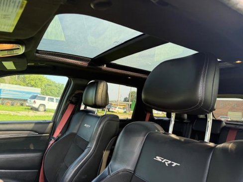 Used 2019 Jeep Grand Cherokee SRT w/ Trailer Tow Group IV image 15