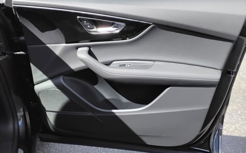New 2025 Audi Q8 Premium Plus image 23