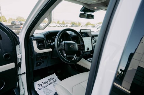 Used 2024 Ford Expedition Max Platinum image 27
