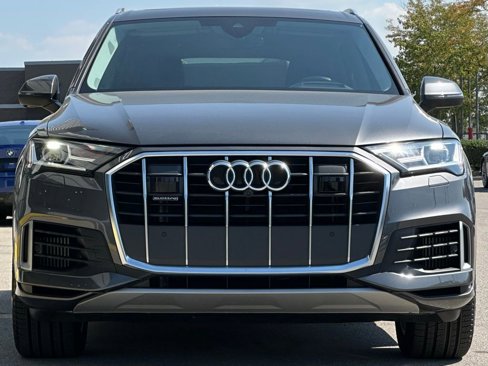 Used 2023 Audi Q7 3.0T Prestige image 3