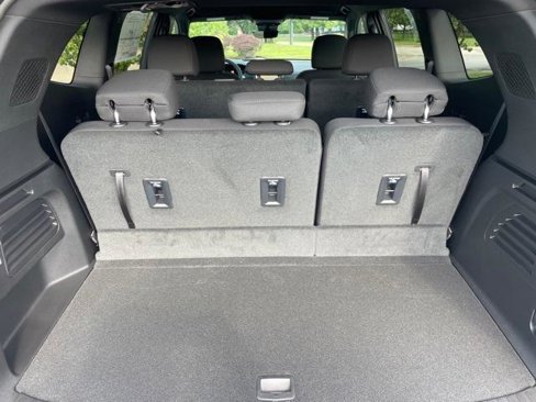 New 2026 GMC Acadia Elevation image 41