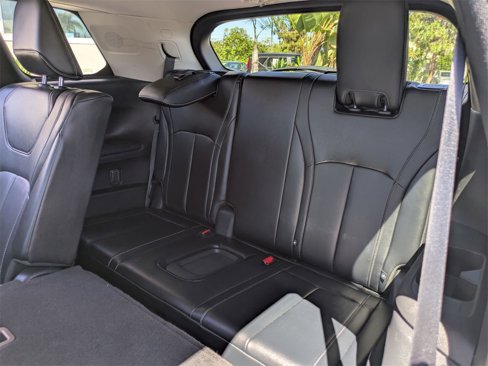 Used 2024 INFINITI QX60 Luxe image 28