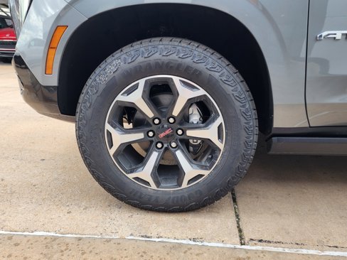 New 2026 GMC Yukon AT4 w/ AT4 Premium Package image 62