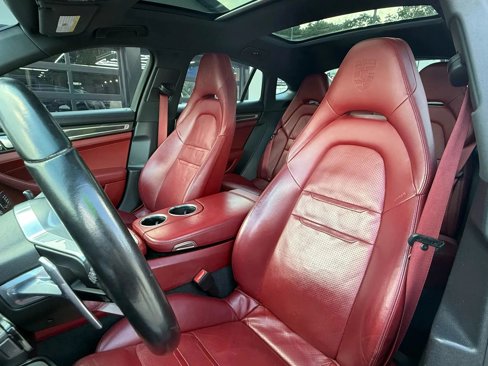 Used 2018 Porsche Panamera 4S image 16