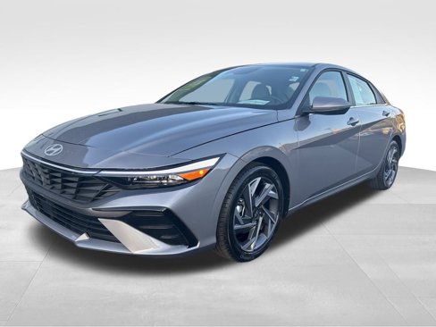 Used 2025 Hyundai Elantra Limited image 1