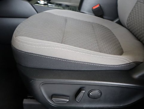 Used 2020 Ford Escape SE image 15