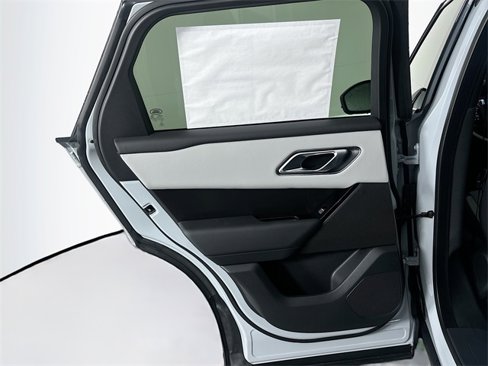 Used 2026 Land Rover Range Rover Velar Dynamic SE image 24