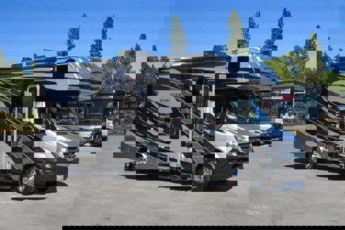 Used 2017 Mercedes-Benz Sprinter 3500 image 1