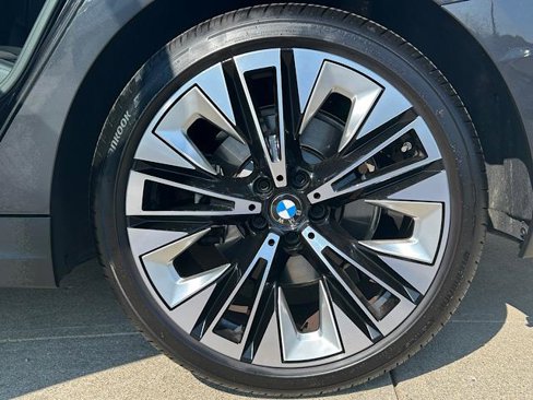 Certified 2024 BMW 530i xDrive image 29