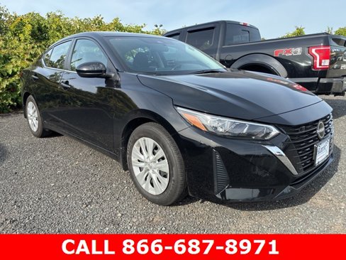 Used 2025 Nissan Sentra S image 3