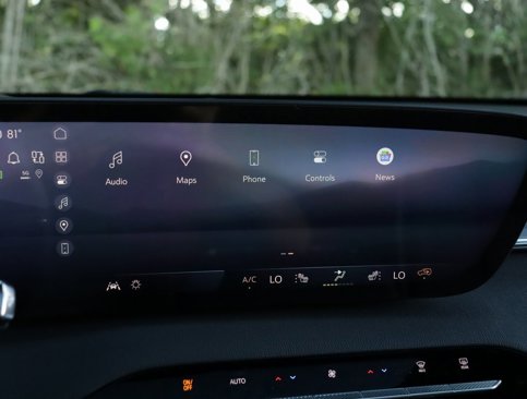 New 2026 Buick Enclave Sport Touring w/ Power Package image 16