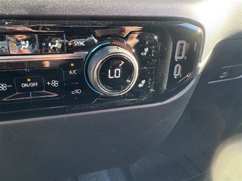 New 2025 Chevrolet Silverado 1500 RST w/ Dark Appearance Package image 13