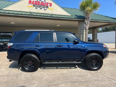 Used 2021 Toyota 4Runner SR5 Premium w/ Moonroof Package image 4
