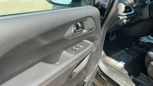 New 2026 Chrysler Voyager LX image 15