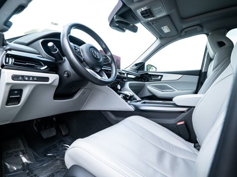 Certified 2025 Acura MDX w/ Technology Package image 16