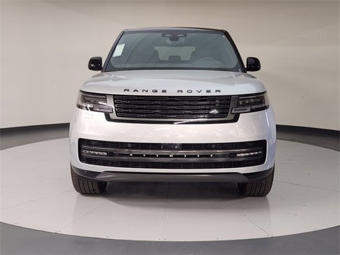 New 2025 Land Rover Range Rover SE image 9