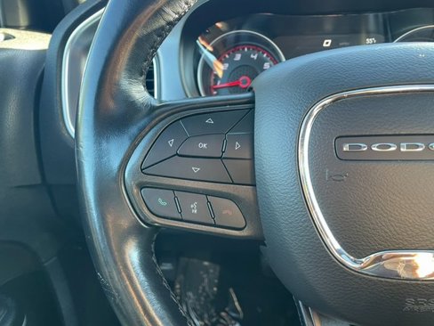 Used 2020 Dodge Charger SXT image 18