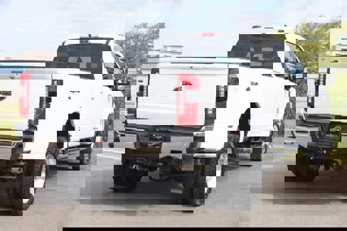 Used 2025 Ford F450 Lariat image 3