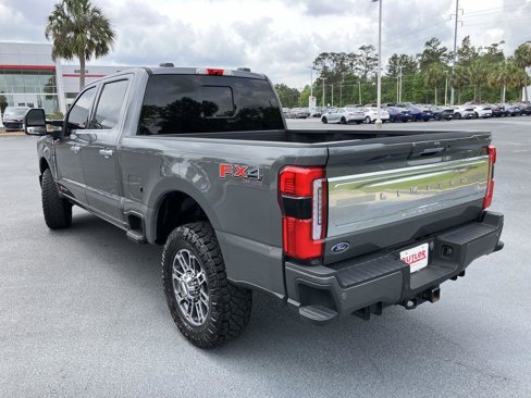 Used 2024 Ford F250 Limited w/ FX4 Off-Road Package image 3