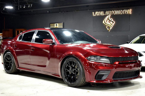 Used 2018 Dodge Charger SRT Hellcat image 2