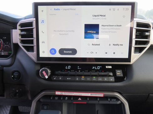 New 2025 Toyota Tundra Limited image 31