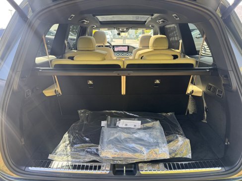 New 2026 Mercedes-Benz GLS 450 4MATIC image 25