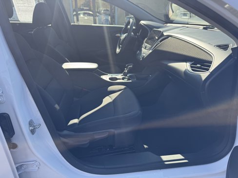 Used 2024 Chevrolet Malibu LT image 15