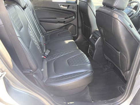 Used 2024 Ford Edge Titanium image 18