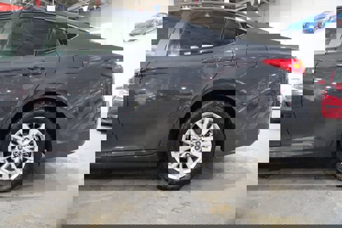 Used 2025 Toyota Camry LE image 7