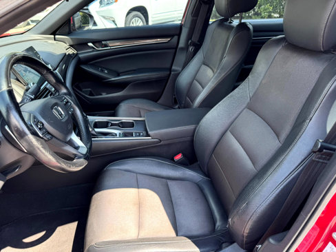 Used 2018 Honda Accord Sport image 10